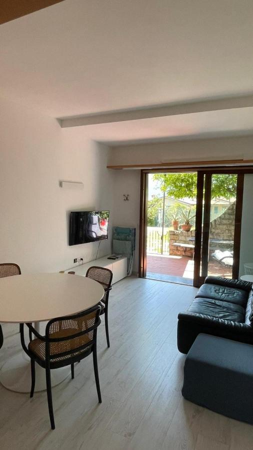 Lake View, Swimming Pool, Tennis Court And Private Parking Mezzegra Exterior photo