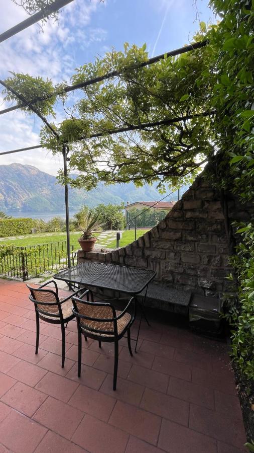 Lake View, Swimming Pool, Tennis Court And Private Parking Mezzegra Exterior photo